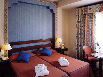 Occidental Gran Capitan Hotel Кордоба Екстериор снимка